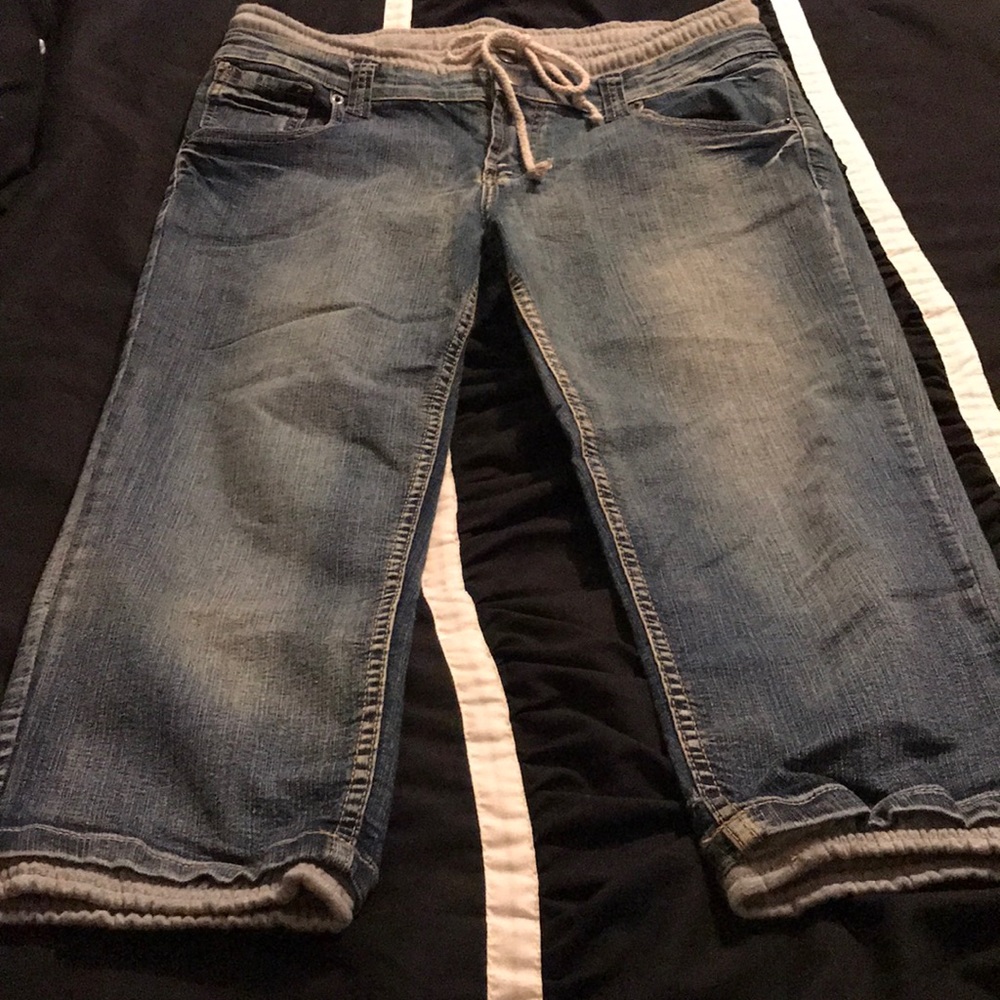 Maduzi Capri Jeans